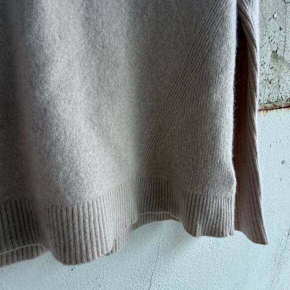 Cynthia Rowley Cashmere Sweater 100% 2-Ply Blush Pink V Neck Womens M Minimalist - Picture 4 of 5